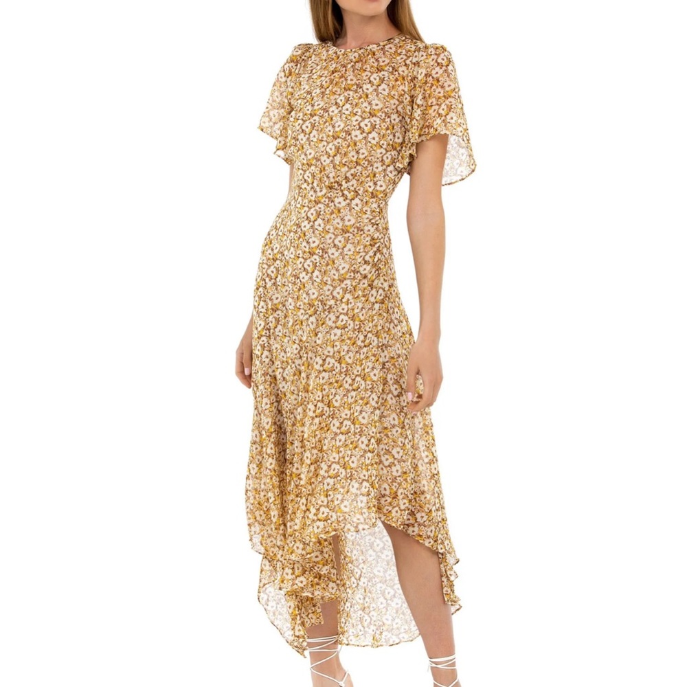 ASTR Flutter Sleeve dress